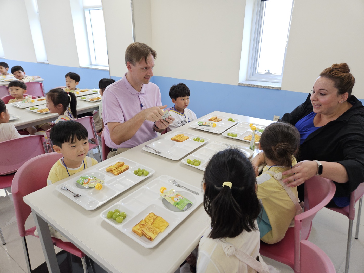 국립경국대학교 안동영어마을 유아 영어 체험 교실 간식시간.jpg